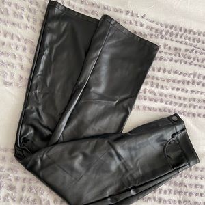 Leather Wide Leg Pants🖤